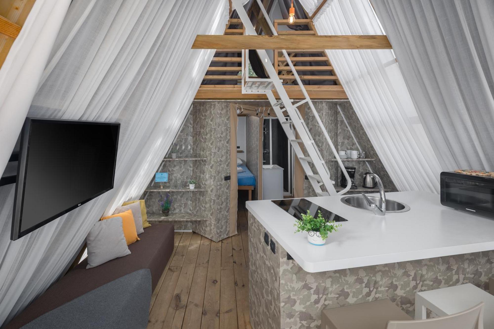 Mobile Homes Santa Marina, Lanterna Holiday park 5*